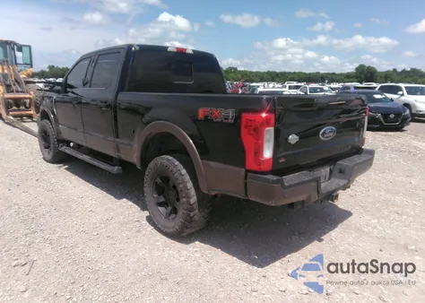 2017 Ford F-250 King Ranch z USA, uszkodzony, nr VIN 1FT7W2BT7HEC77775